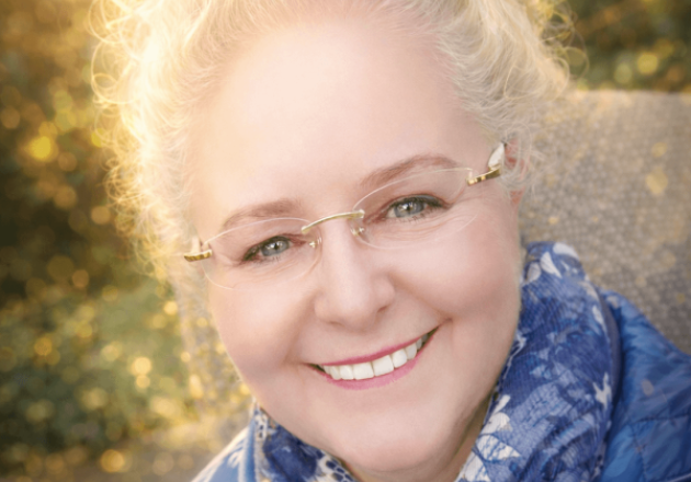 Regula Sieber - Tarot & Kartenlegen - Hellsehen & Wahrsagen - Beruf & Karriere - Liebe & Partnerschaft